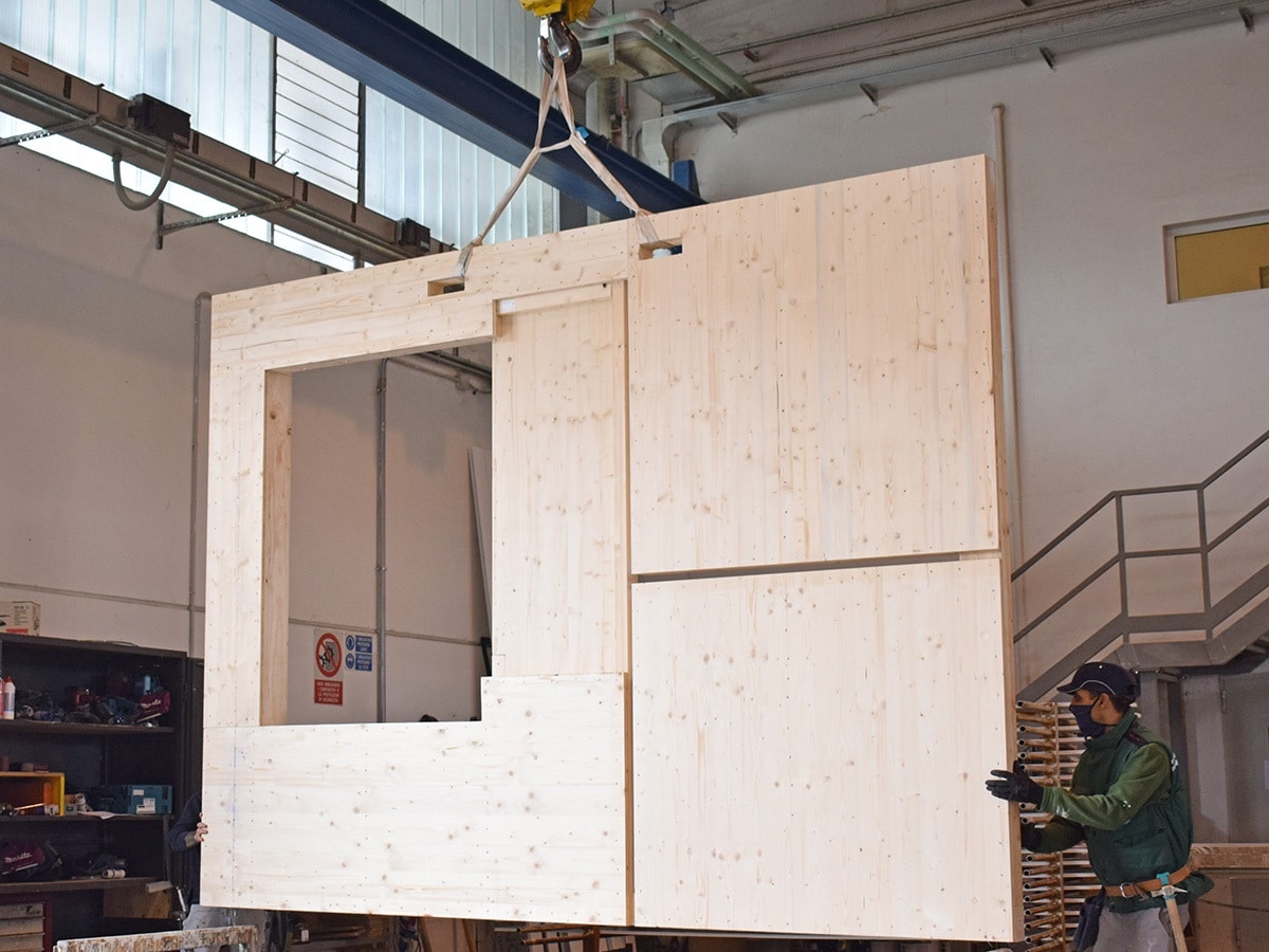 Modulo prefabbricato in legno per il risanamento di edifici esistenti