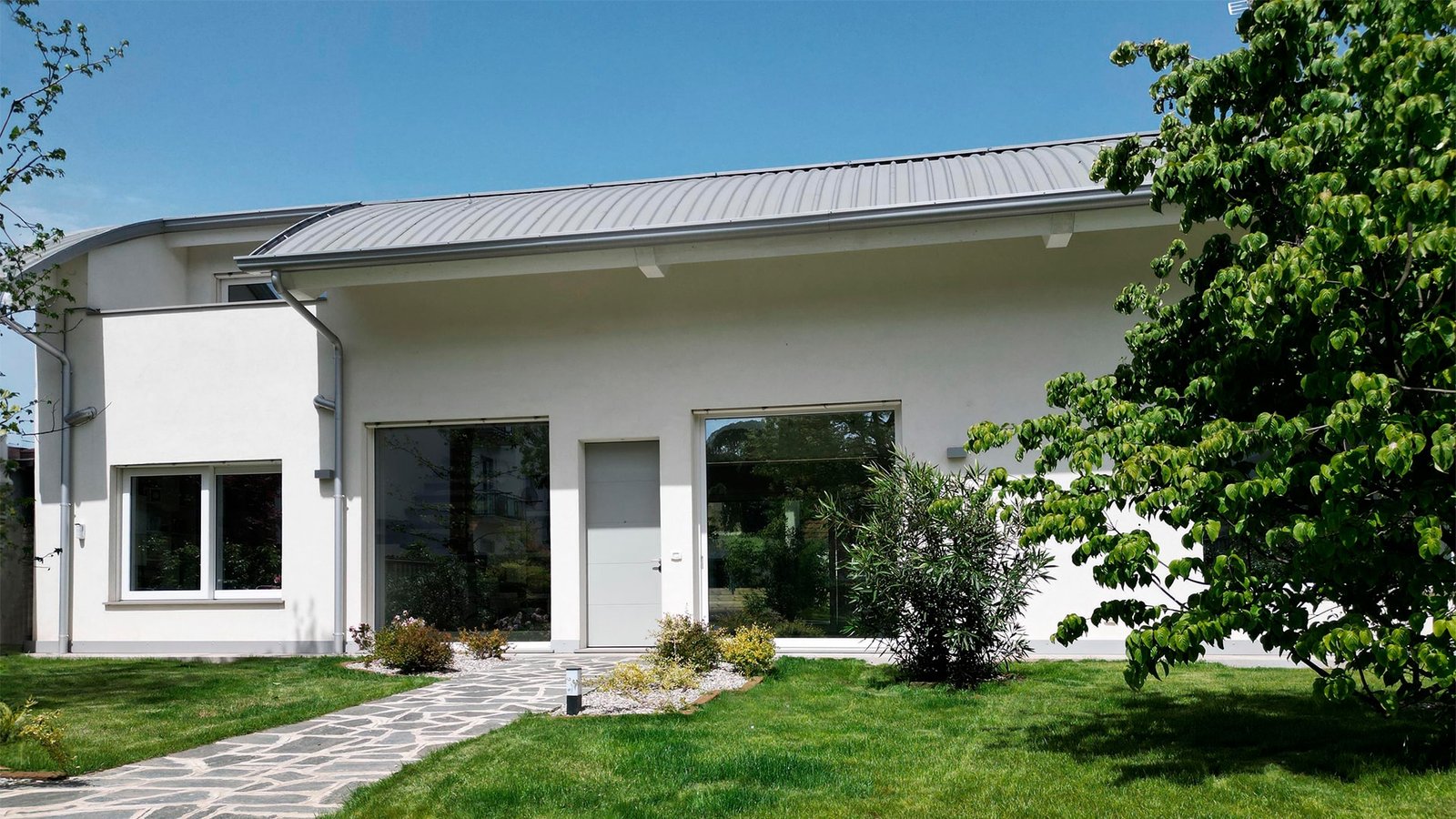 Villa in legno realizzata a Carugate realizzata da Marlegno